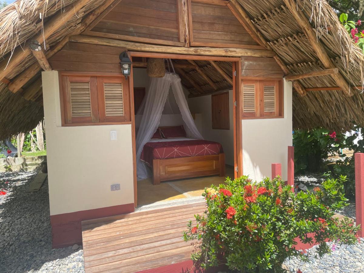 Cabanas Tucan Eco Hotel Capurgana Exterior photo